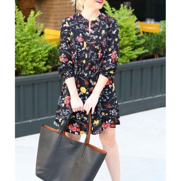 Old Navy Dresses & Skirts - OLD NAVY Black Floral Cotton Skater Dress